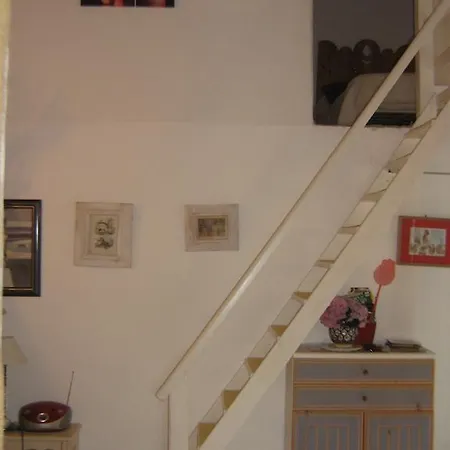 Oyhartia Country house