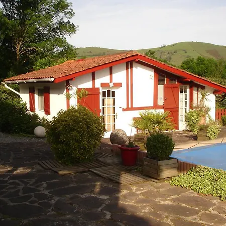 Oyhartia Country house *